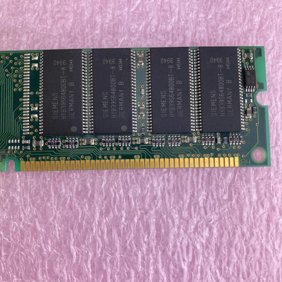 64MB Infineon HYS64V8300GU-8-B 168p PC100 CL2 100MHz 8Mx64 DIMM SDRAM USAmade - Image 4 of 4