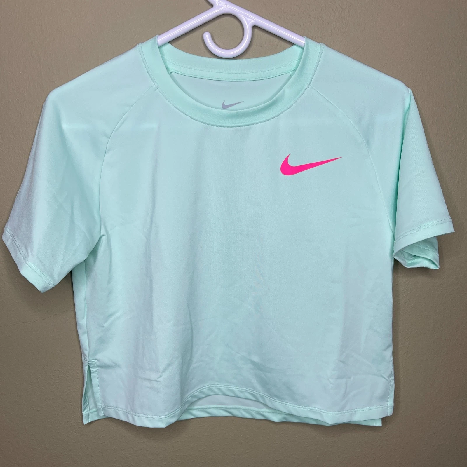 Nike Pro Elite Team Crop Top T-Shirt Warm Up Womens Medium Green 2023 DR5233-353