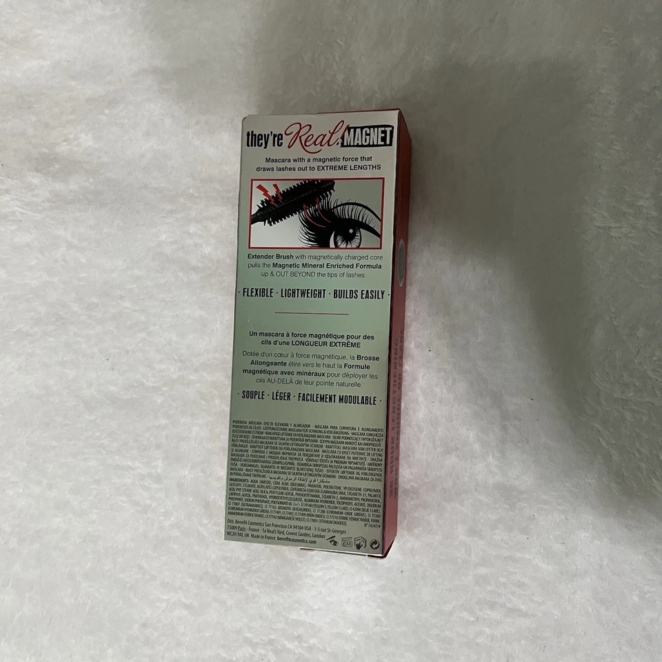 Benefit The're Real Magnet Powerful Lifting & Lengthing Mascara Full Size NIB - Image 3 of 4