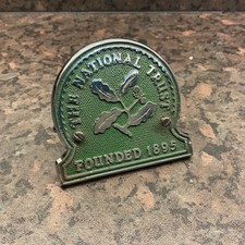 National Trust Car Badge