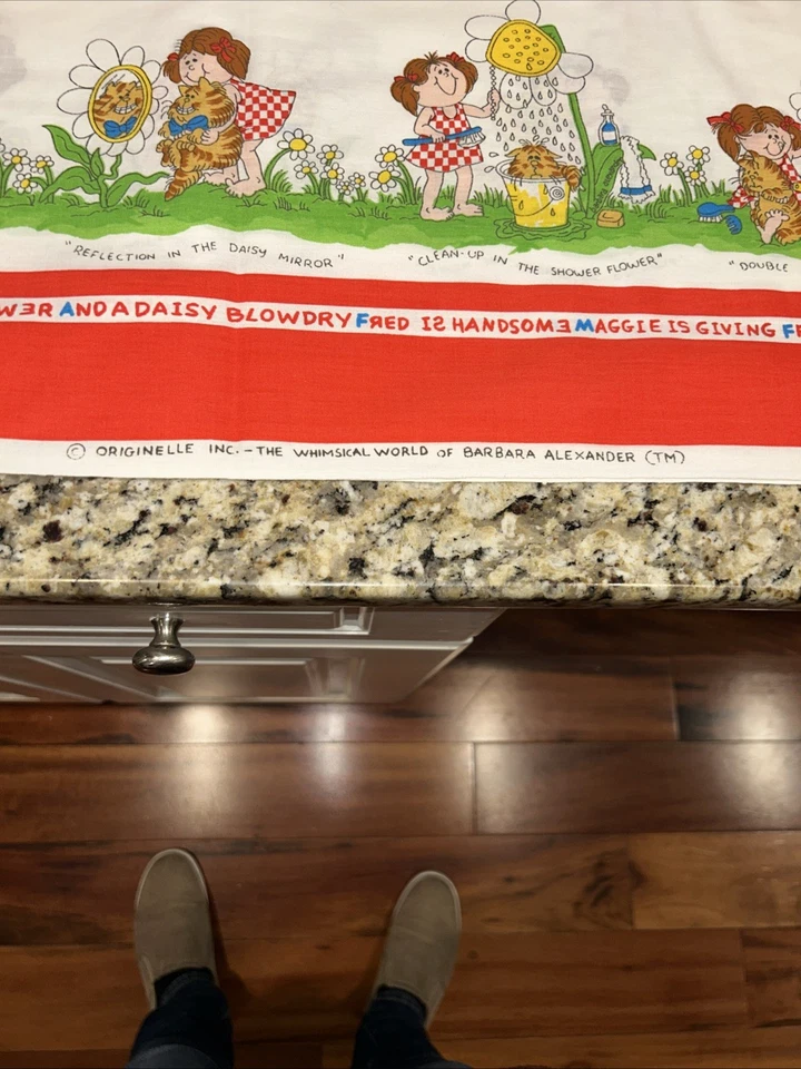 VTG Whimsical World Barbara Alexander FABRIC Daisies Border Words 45"X76" RARE - Image 3 of 4