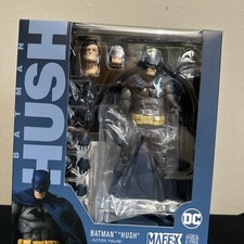 Batman  Hush MAFEX No.105 Batman - BLUE