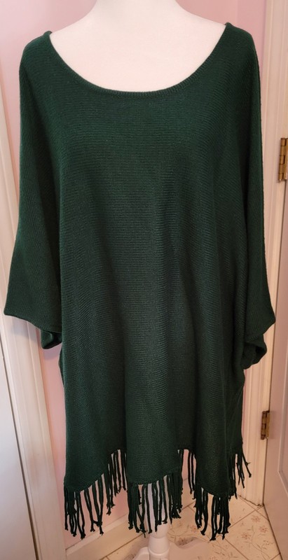 NY COLLECTION 3X Womens Green Acrylic Poncho. Excellent pre-owned condition. 