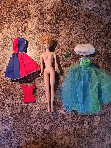 Round The Clock Gift Set Vintage Barbie Mattel Prom Bubble Cut Barbie