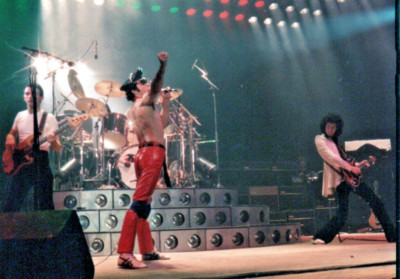 FREDDIE MERCURY PHOTO 1979 ENTIRE BAND QUEEN 43 +YRS AGO BIRMINGHAM CONCERT RARE