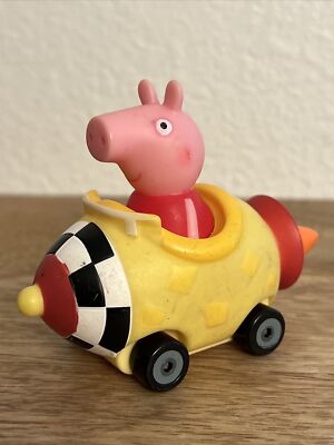 PEPPA PIG IN YELLOW ROCKET PLASTIC TOY (PRE-OWNED