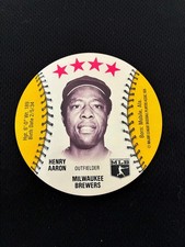 1976 HANK AARON ISALYS RESTAURANTS MILWAUKEE  ODDBALL DISC BASEBALL CARD