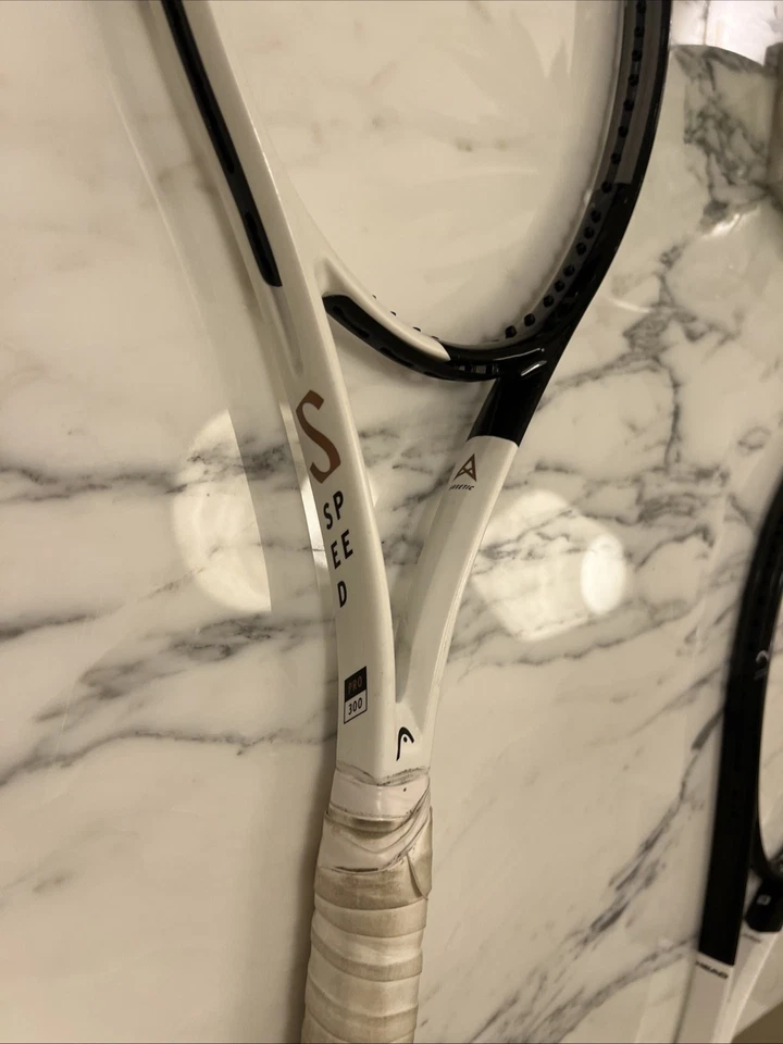 HEAD Speed Pro 300 Tennis Racket Black/White Adult Racket. Size 3 Grip, photo 4 of 5
