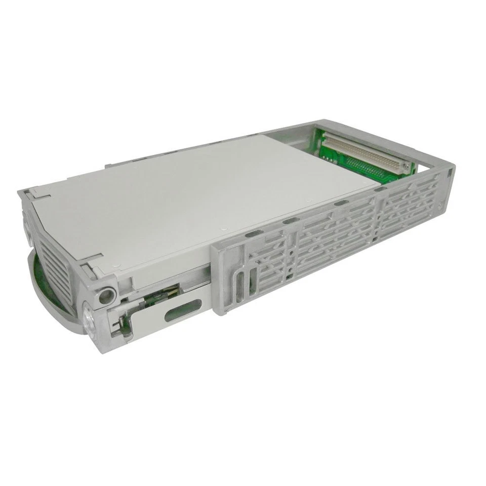 Lian Li RH-600 Removable Frame 3.5” fo Hard Drive Aluminum U2 W-SCSI Mobile Rack - Image 2 of 4