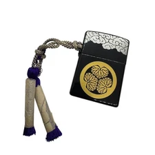 Genuine Gold Lacquer ZIPPO Lighter Aoi Crest 2002 Made in USA Used