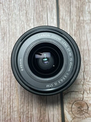 Canon EF-M 15-45mm f3.5-6.3 IS STM Lens - Image 1 of 4