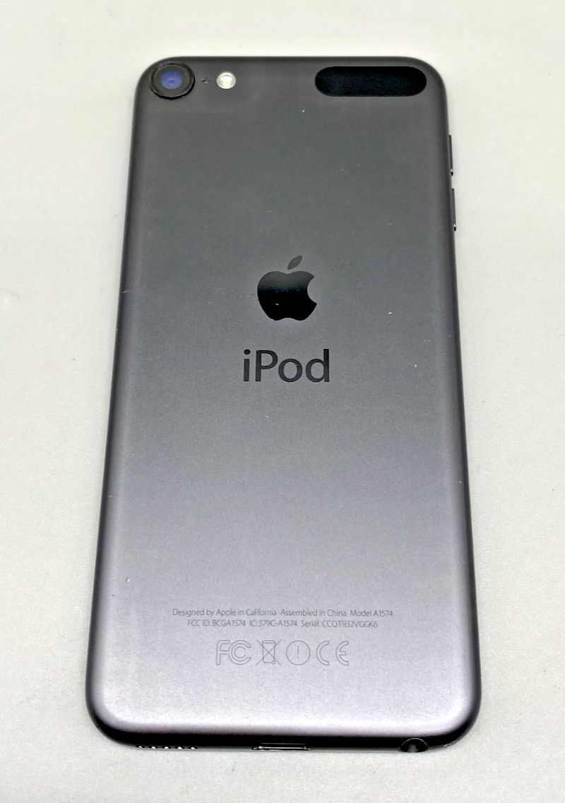 Apple iPod Touch 6th Generation A1574 32GB Space Gray WiFi O