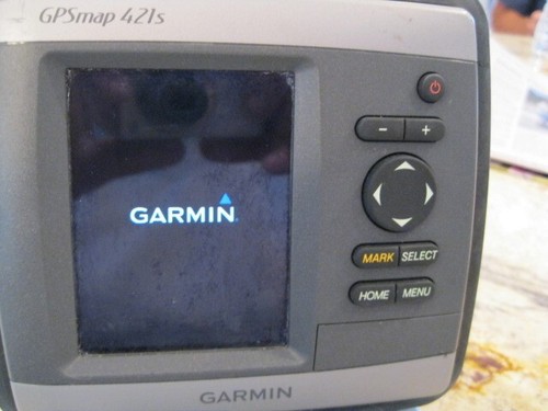 GARMIN GPSMAP 421s SONAR FISHFINDER CHARTPLOTTER GPS NAVIGATION w/COVER