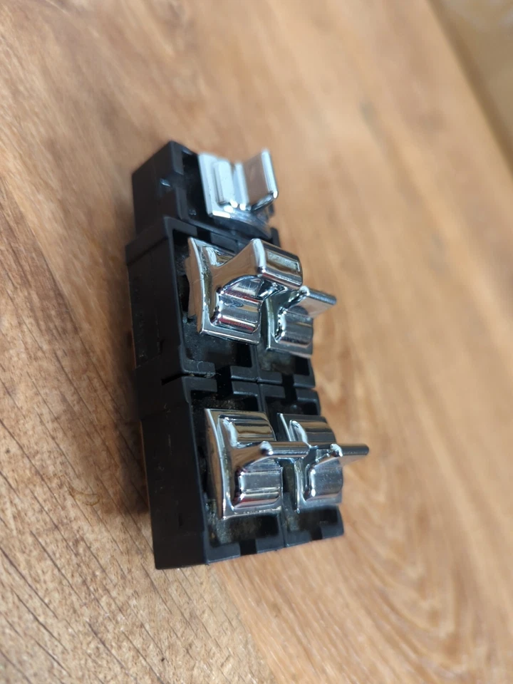 1995-97 LINCOLN TOWN CARRO FABRICANTE DE EQUIPAMENTO ORIGINAL INTERRUPTOR DE JANELA DE ENERGIA MESTRE - Imagem 2 de 4