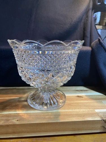 Vintage Anchor Hocking Wexford Glass Cut Footed Pedestal Bowl 8"