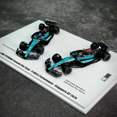 Spark 1/64 Mercedes-AMG F1 W15 Singapore GP 2024 2-pc Set Spark 1/64 Mercedes-AMG F1 W15 Singapore GP 2024 2-pc Set
