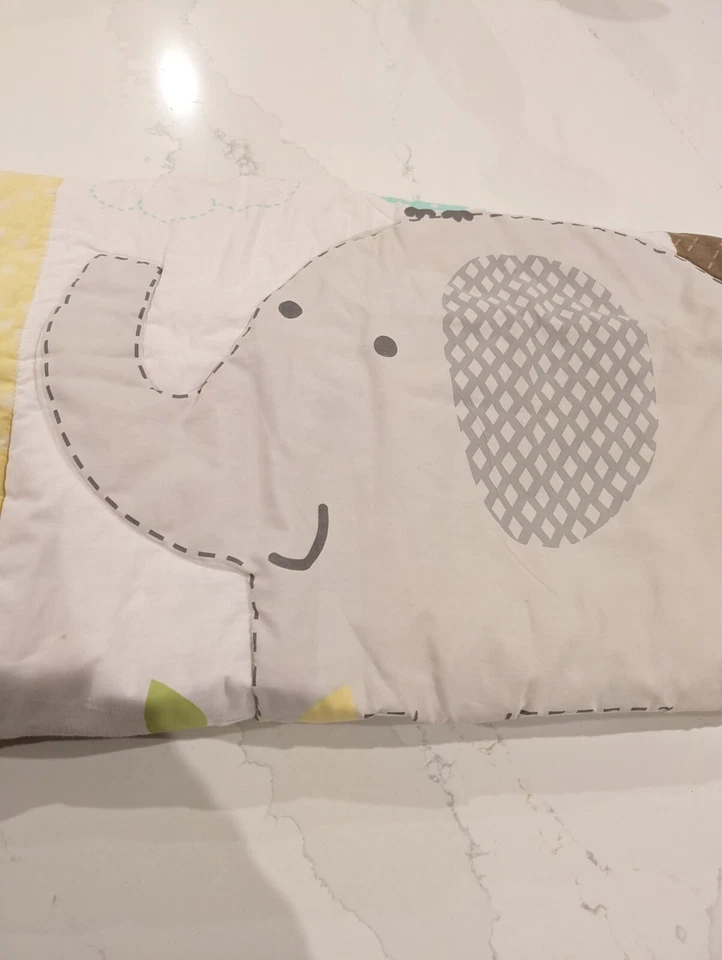 Manta Bebé Garanimals Gris y Azul, Amarillo Búho Jirafa Elefante Nubes 32x40 Foto 4 de 4