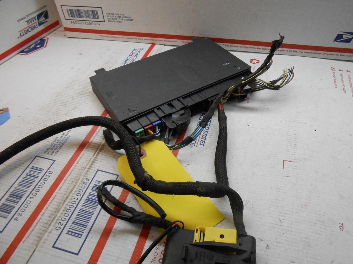 Kページ　e60 2003-2008 BMW E85 86 Z4 Audio High Power Lear Stereo Amplifier OEM