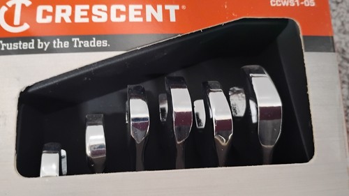 Crescent CCWS1-05 6pc Alloy Steel Combination Wrench Set 8-14mm. ( 03 ) - Picture 4 of 9