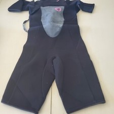 NEW BODY GLOVE WOMENS SIZE 11/12 WETSUIT SHORTY SURFING SWIM PADDLE BOARD DIVING