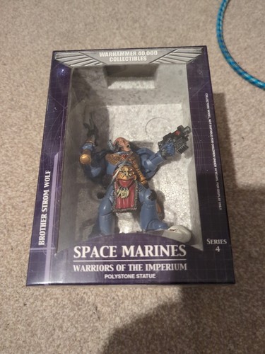Warhammer 40k Statue Space Wolf Forge World Figurine