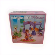 Playmobil Princess 6851: Queen's Room with Canopy Bed/New and Sealed