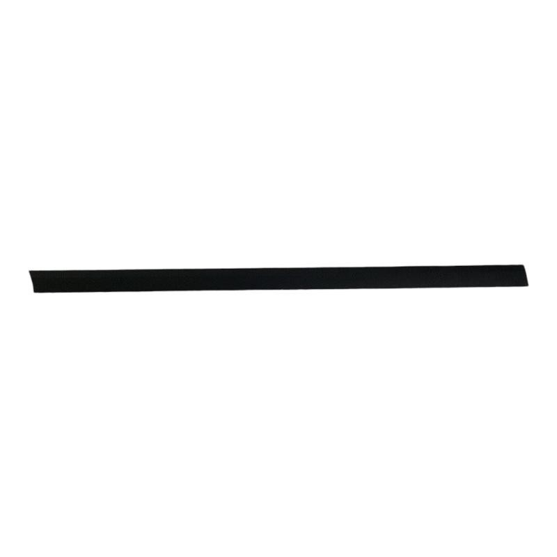 Rénovation carrosserie avec la baguette de porte Audi A3 2006-2013 pour remplacer profilé cassé