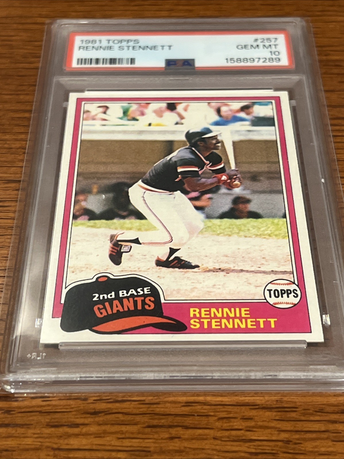 1981 Topps - Rennie Stennett #257 PSA 10