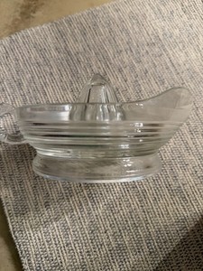 Vintage Clear Ribbed Glass Citrus Juicer Reamer with Pouring Spout & Handle Nice