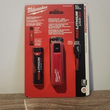 Milwaukee 48-59-2013 Redlithium Usb Charger Portable Power Source Kit Milwaukee 48-59-2013 Redlithium Usb Charger Portable Power Source Kit