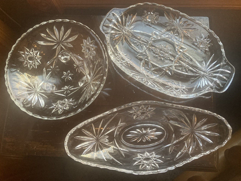 3-piece Vintage Antique Anchor Hocking Star of David Glass Bowl Relish Set of 3