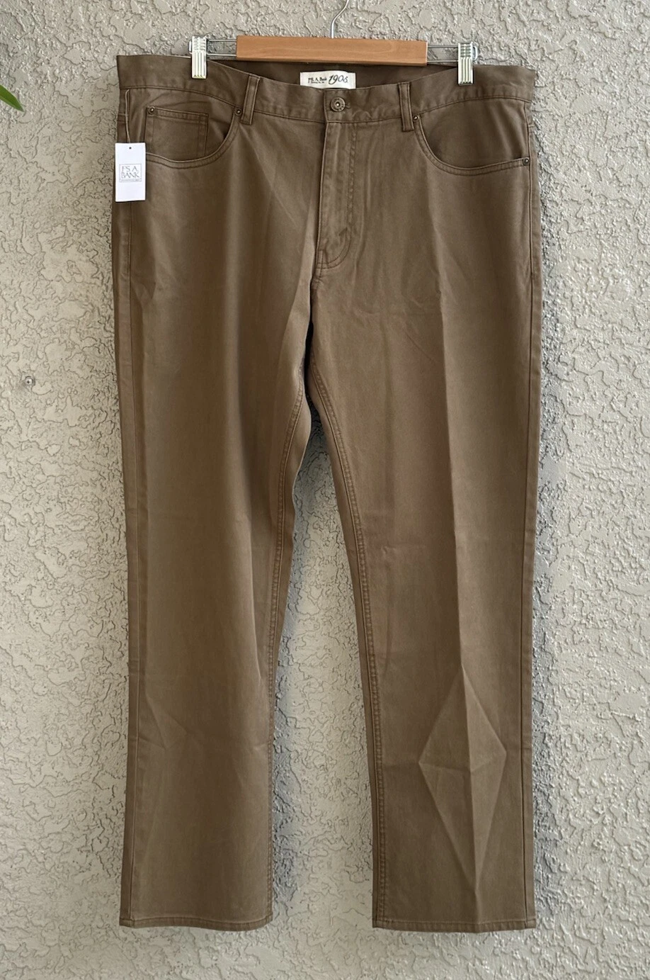 Joseph A Banks 1905 Men’s Pecan Color Soft Khakis Comfort Pants 38x30 NWT