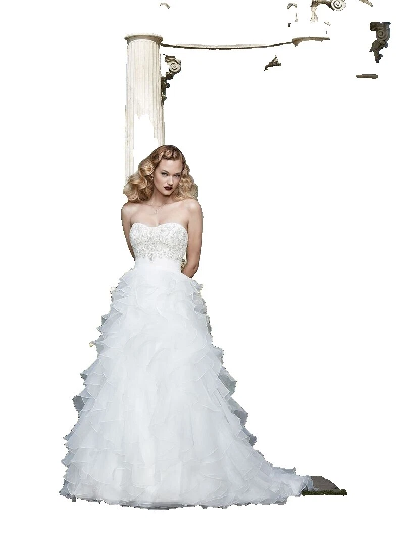10 Women's Size Sleeveless Wedding Dresses