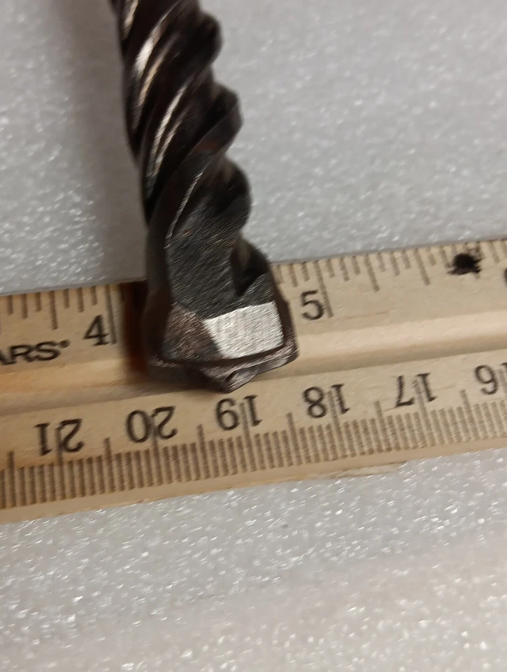 SDS PLUS 5/8" X 8. Broca percutora de mampostería 5" B21215 322 hecha en Alemania Foto 3 de 4