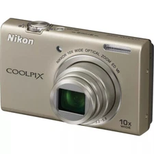 Nikon COOLPIX S6200 16.0MP Digital Camera 10 x Zoom w/SD Card,Charger