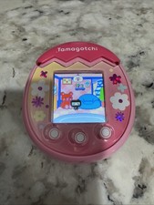 Tamagotchi 2020 Pix Floral Pink Bandai 42900  TESTED And WORKS  