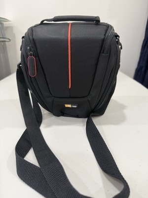 Case Logic SLB Camara Bag Case DCB-304 Compact  Case Black