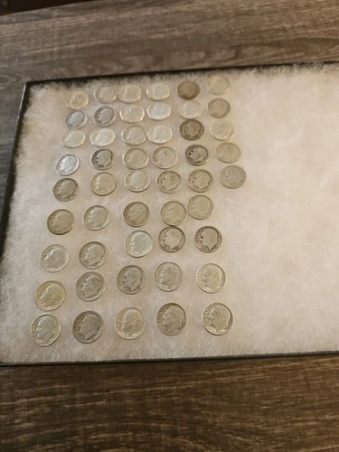 Roosevelt Dimes Full 50 90% Silver U.S. Dimes in VG+ Shape 1946 To  1964