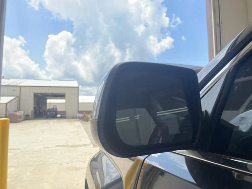 Used Left Door Mirror fits: 2015 Gmc Terrain Power w/blind spot alert opt UFT Le