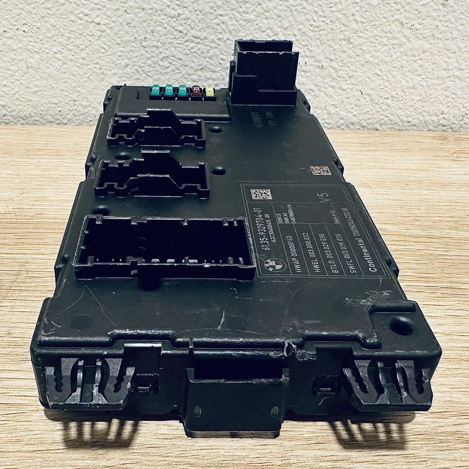 2013-2016 宝马 330I ECU BCM 控制模块电源保险丝盒 6135932970401 原始设备制造商二手 — 第 3/4 张图片