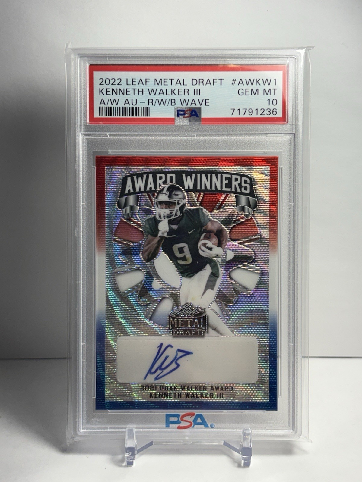Kenneth Walker III Leaf Metal Draft Award Winners Autographs #AWKW1 Red/White/Blue Wave