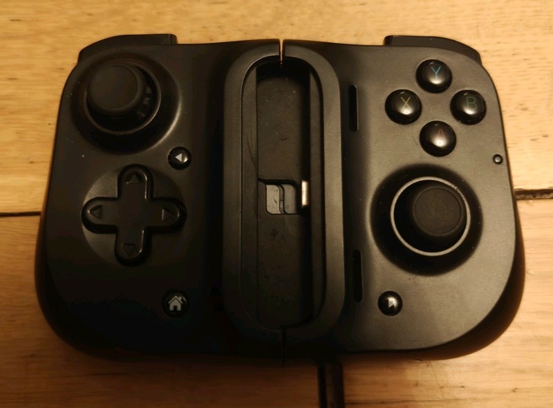 Razer Kishi Gaming Controller for Android - Black