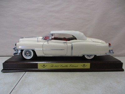 Cadillac ダンバリーミント1953 ミニカー ホワイト s-l400.jpg