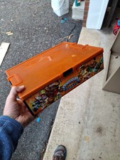 Skylanders Hiants carrying case, Activision 2013.