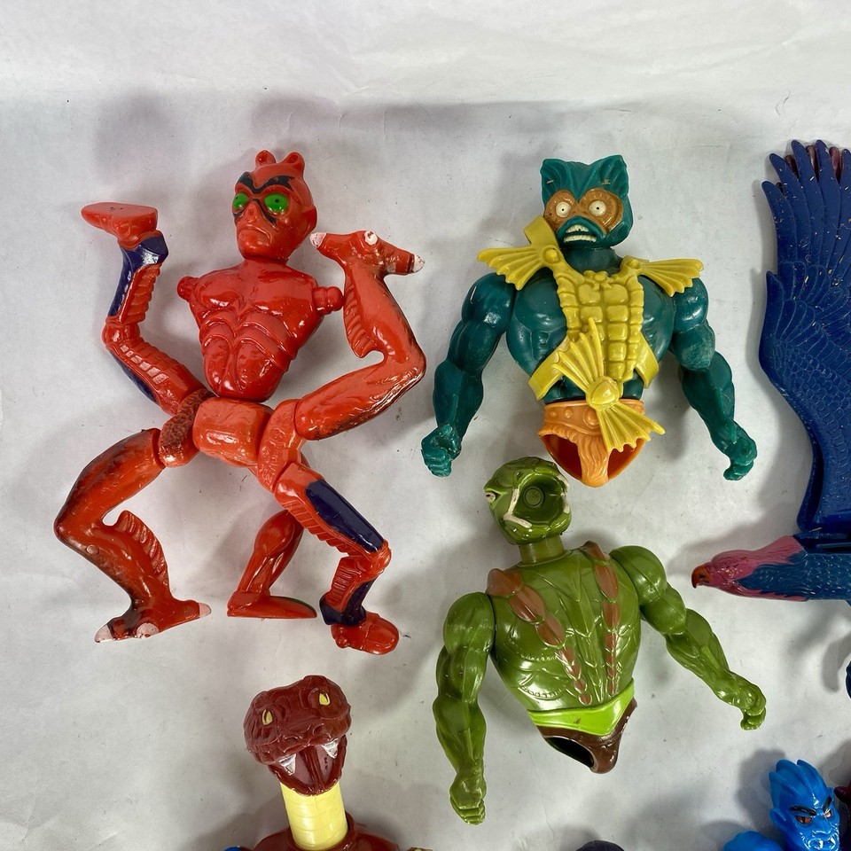 Lot of 16 Broken Vintage Masters of the Universe Action Figures MOTU ...