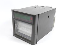 Yokogawa 436006 UR1000 Strip Chart Recorder, 100-240VAC, 50/60Hz