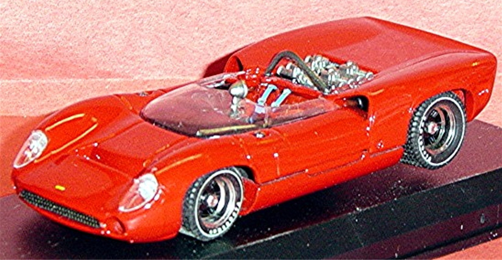 Lola T70 Spyder Test 1956 Red 1:43 Best