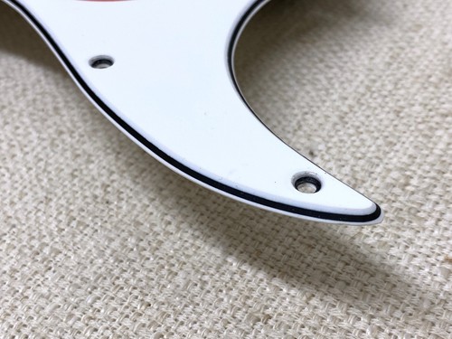 Genuine Fender Strat LOADED SSS PICKGUARD W/SCREWS White Affinity Stratocaster - Picture 9 of 24