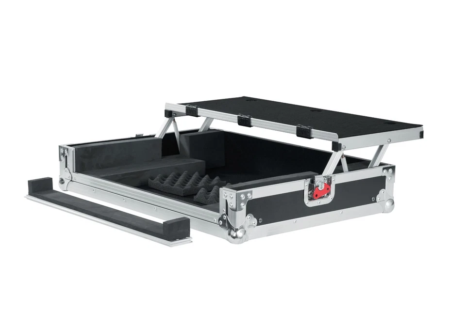 Gator Cases G-TOUR Series ATA Style Road Case for Medium Sized DJ Controllers - Image 4 of 4
