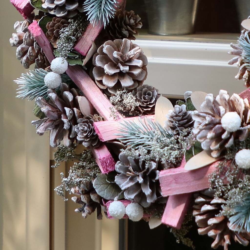 christmas pink garland
